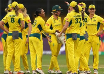 India arrests man for touching Australian women cricketers