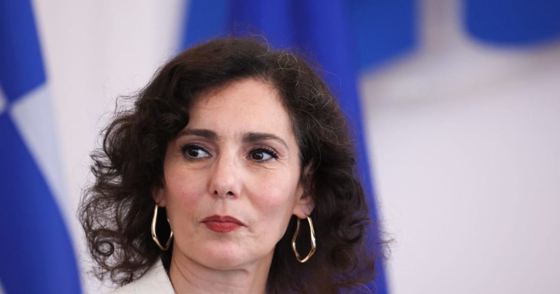 Israel may need new leadership to deliver peace, EU commissioner says