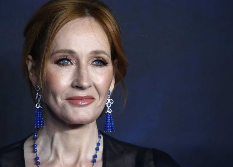 JK Rowling crushes Glamour UK magazine for awarding ‘Women of the Year’ to 9 trans-identifying males
