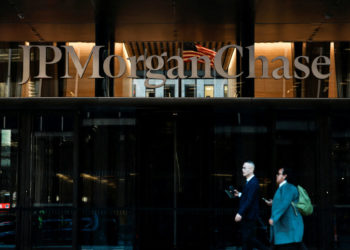 JPMorgan Alerted U.S. to Epstein Transfers Involving Wall St. Figures