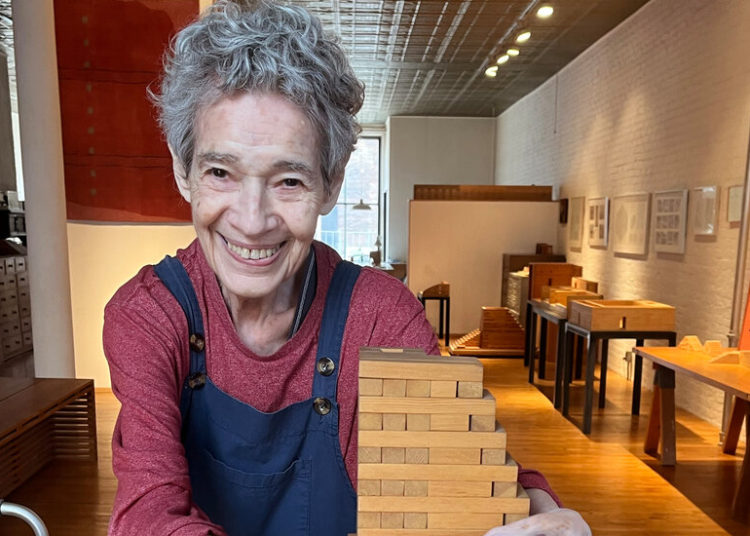 Jackie Ferrara, Artist Who Brought Mystery to Minimalism, Dies at 95
