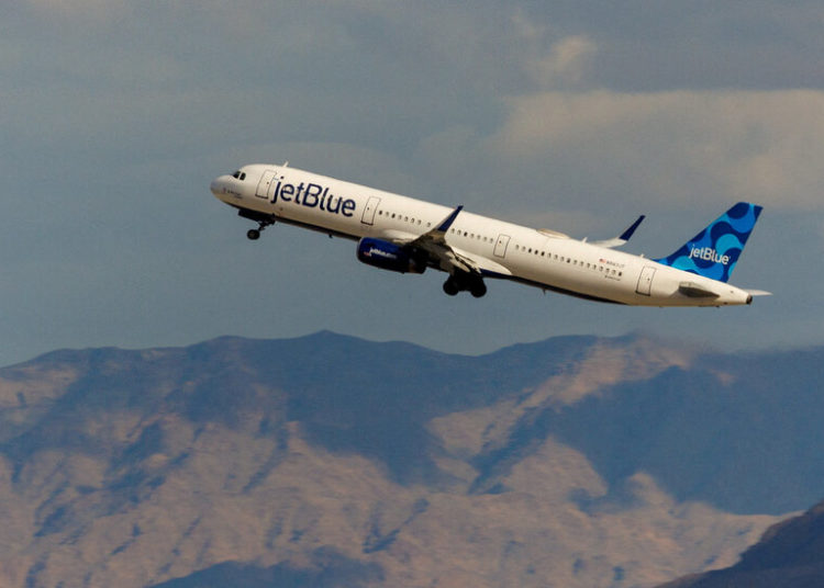 JetBlue Flight Makes Emergency Landing in Tampa After Losing Altitude