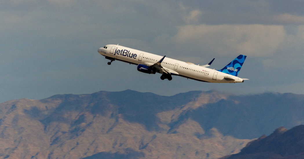 JetBlue Flight Makes Emergency Landing in Tampa After Losing Altitude
