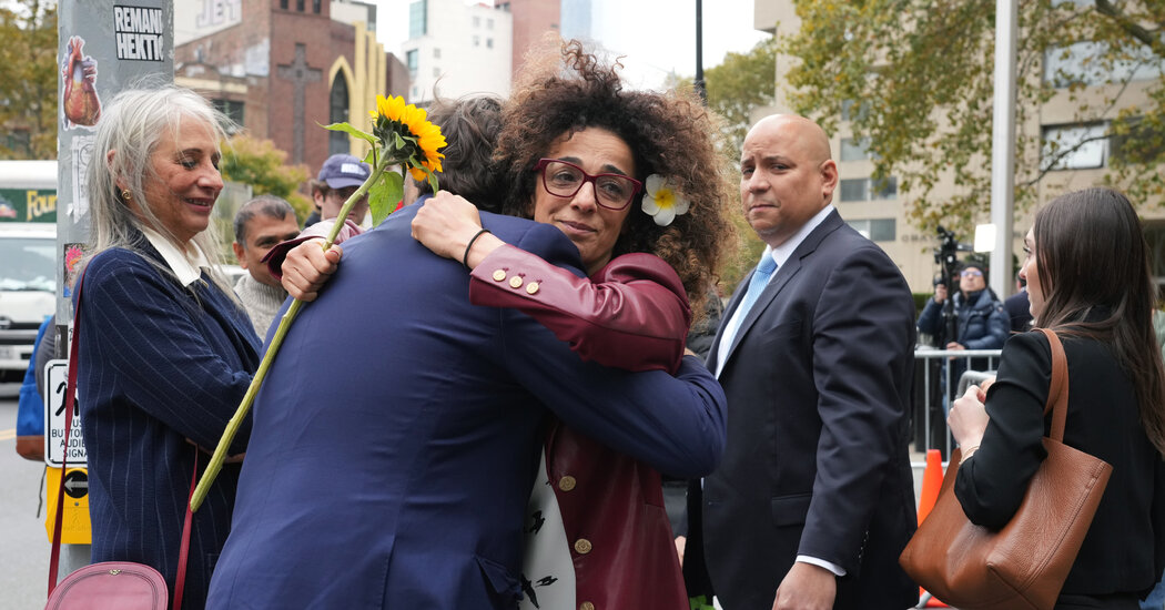 Judge Sentences Men Who Tried to Kill Iranian Activist to 25 Years