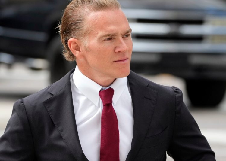 Judge orders arrest of ex-Green Beret tied to failed Venezuela raid after court no-show