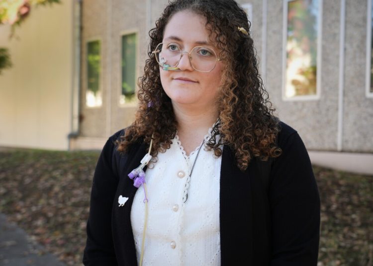 Jury convicts activist who took chickens from Purdue plant