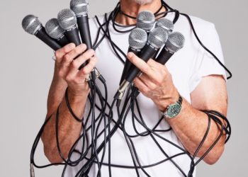 Kevin Nealon Signs With UTA