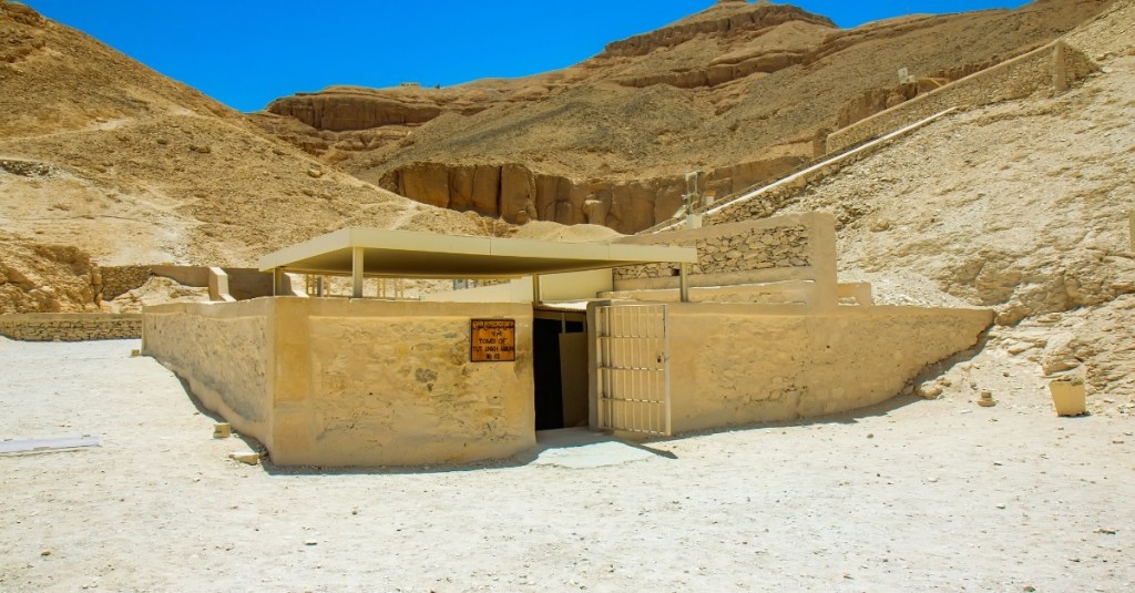 King Tut’s Tomb Is Crumbling. How Archaeologists Are Going to Save It.