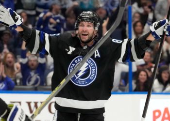 Kucherov gets 1,000th career point in Lightning’s game against Ducks