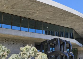LACMA employees unionize as museum works to open $720-million new building