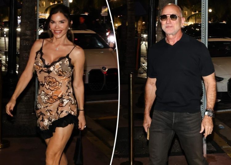 Lauren Sánchez puts on leggy display for date night with husband Jeff Bezos