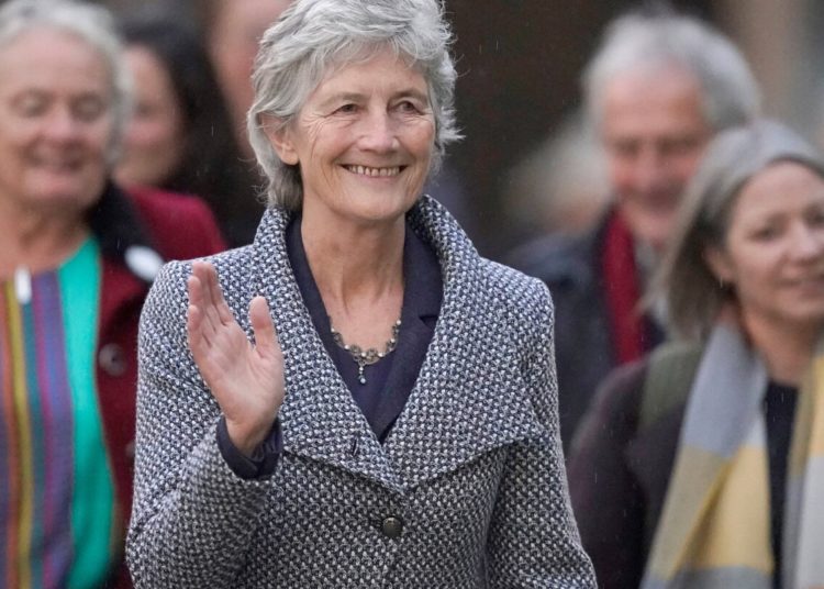 Left-leaning independent Connolly wins Irish presidential election