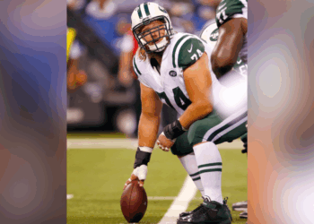 Legendary NFL center Nick Mangold dead at 41