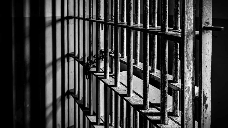 Man, woman arrested for deadly shooting after Long Beach bar fight