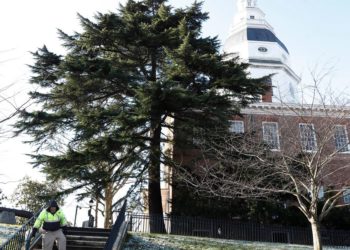 Maryland state senator indicted in federal court on extortion and conspiracy charges