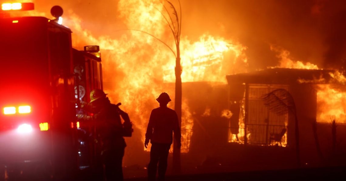 Mayor Bass calls for investigation into LAFD missteps before Palisades fire