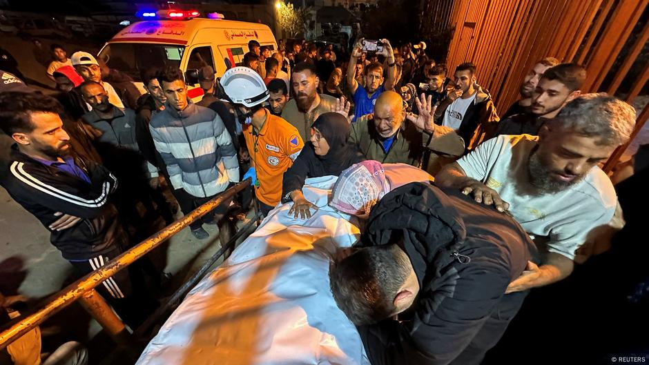 Middle East: Israel to renew ceasefire after targets hit