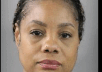 Mom boards school bus, threatens student, curses out bus driver — then repeats scene at HS, cops say. It ends badly for her.