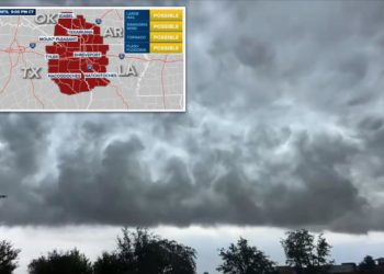 More than 50 million brace for tornadoes, destructive winds as fall storm pounds South