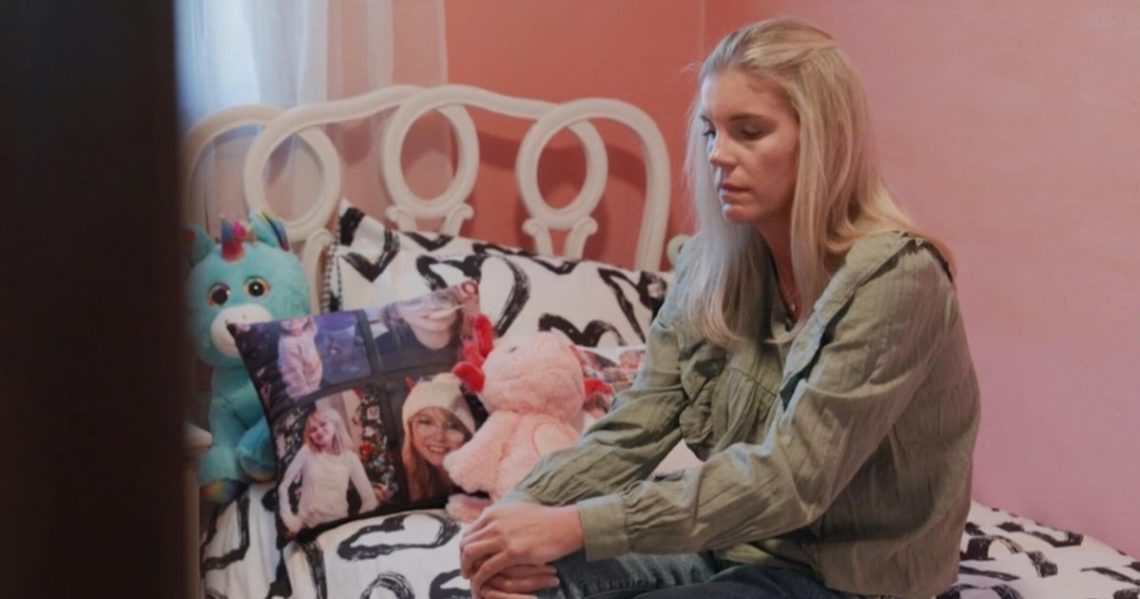 Mother of 10-year-old girl who died by suicide turns grief into a warning