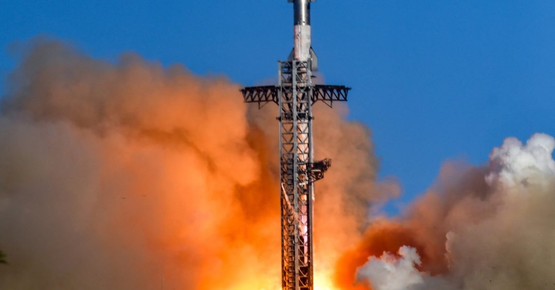 Musk Stumbles on the Way to the Moon