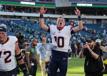NFL Week 5 scores: Broncos give Eagles their first loss of season