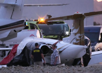 NTSB says FAA should have required landing gear inspections after fatal Scottsdale crash