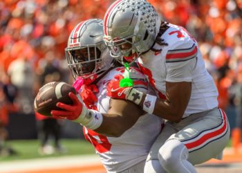 No. 1 Ohio State turns 3 takeaways into 21 points and beats No. 17 Illinois 34-16
