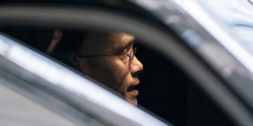 One Crypto Tycoon Pardons Another