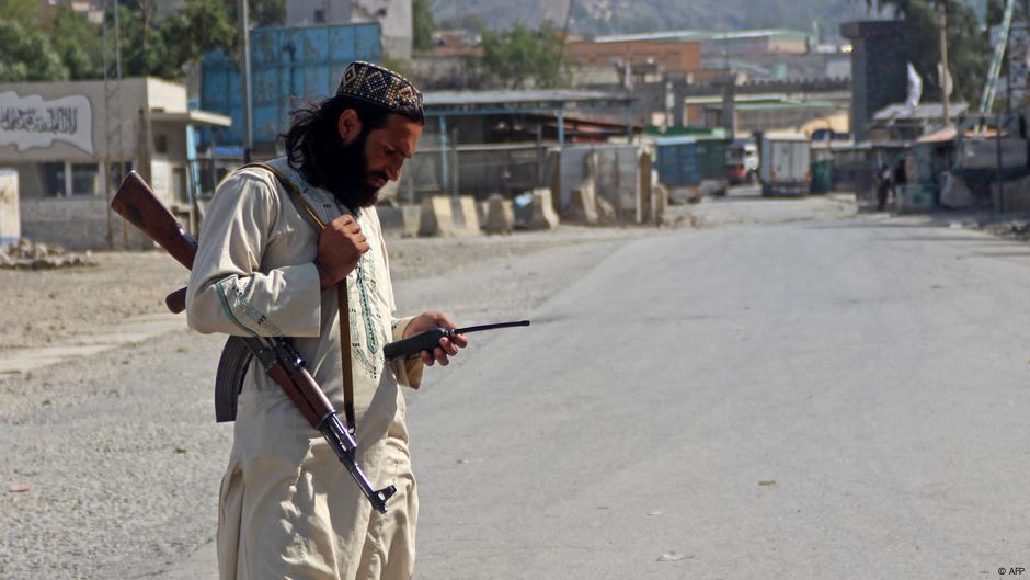Pakistan reports fatal border clashes amid Afghanistan talks
