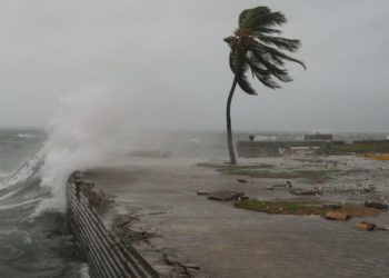 Phony AI-generated videos of Hurricane Melissa flood social media sites