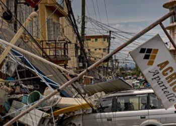 Pictures: Scores of People Dead After 6.9-Magnitude Earthquake in Philippines