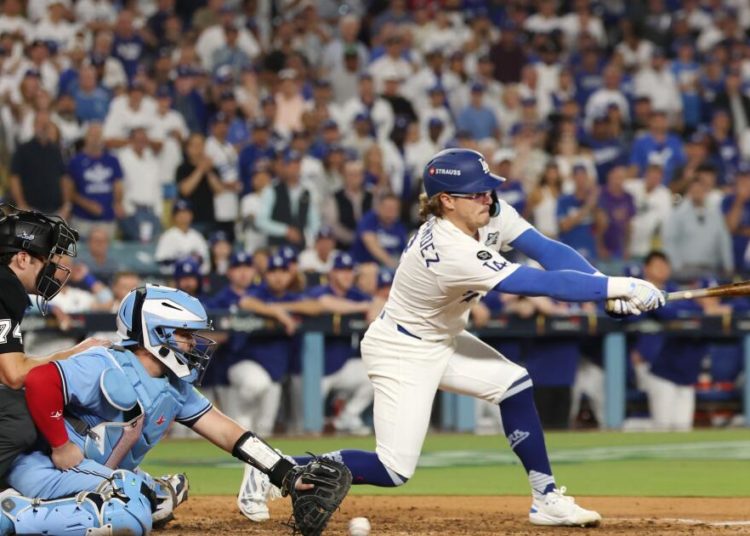 Plaschke: Dodgers hangover leads to giant headache of a World Series Game 4 loss to Blue Jays