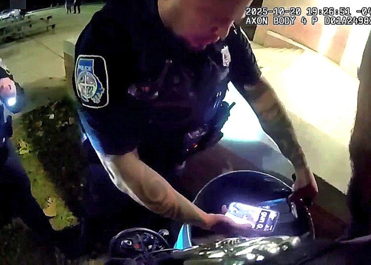 Police swarm student after AI security system mistakes bag of chips for gun