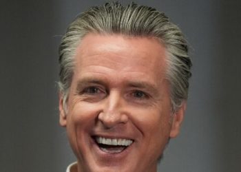 Poll: Newsom’s Gerrymander Leads, 56% to 43%; CA Voters Say ‘Threats to Democracy’ Biggest Problem