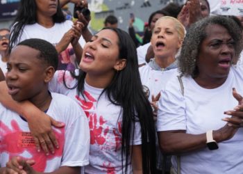 Protesters call for governor’s resignation after Rio’s deadliest police raid