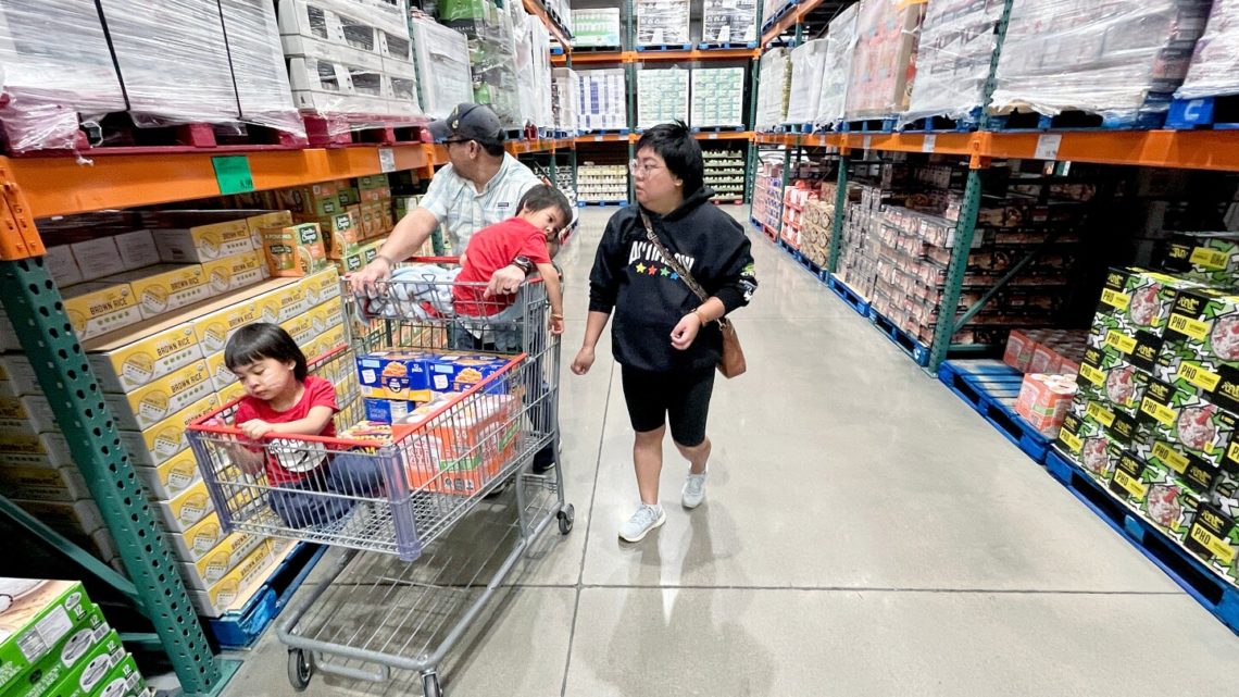 Ramen instead of Reese’s? Looming SNAP cuts change what’s on offer for Halloween trick-or-treaters