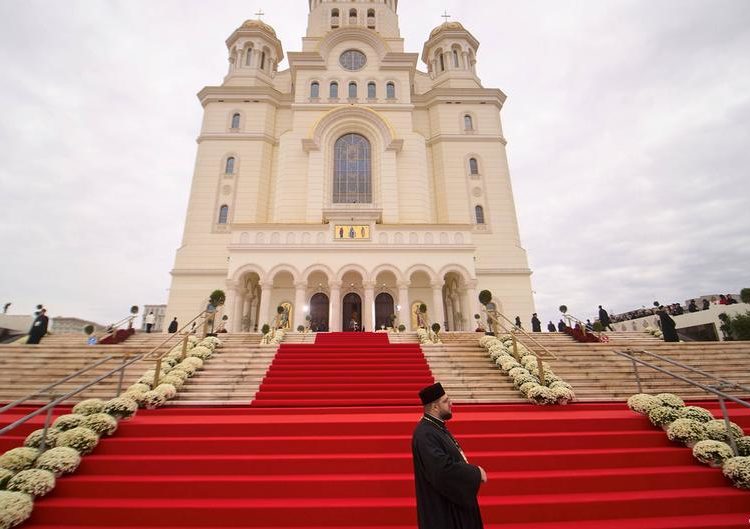 Romania opens world’s biggest Orthodox church