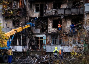 Russian overnight attack on Ukraine’s Kyiv kills at least 3, wounds dozens