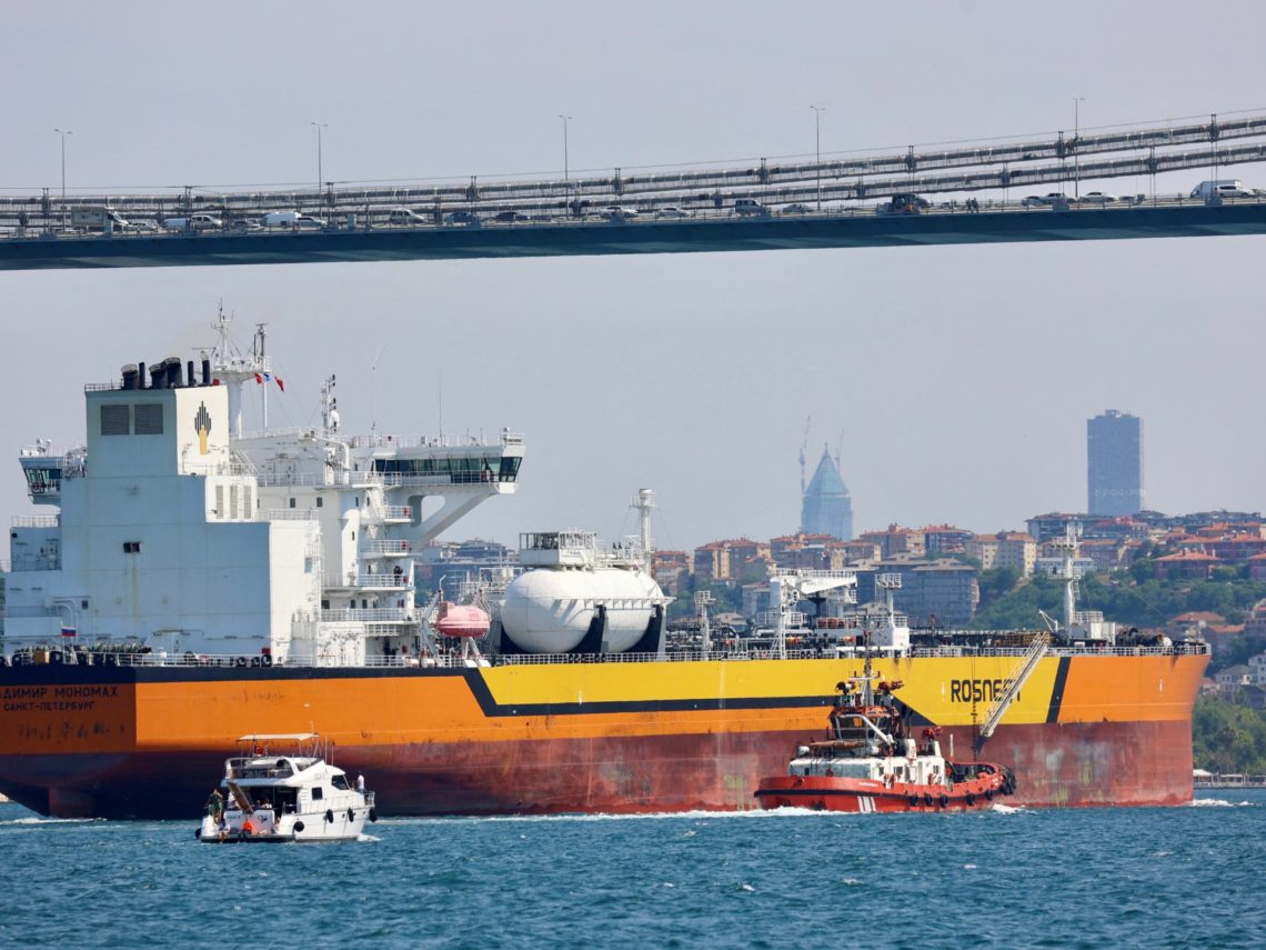 Russia’s top Indian oil buyer to comply with Western sanctions
