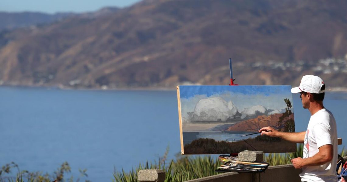 Santa Ana winds, hot temperatures heighten Southern California’s fire risk