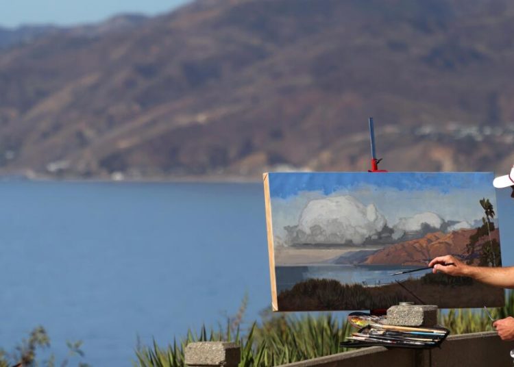 Santa Ana winds, hot temperatures heighten Southern California’s fire risk
