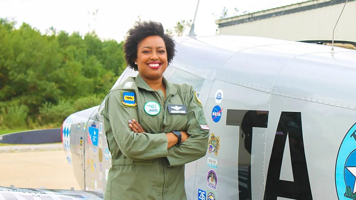 Scoop: Combat veteran launches congressional run in bid to flip longtime Democrat-held seat red