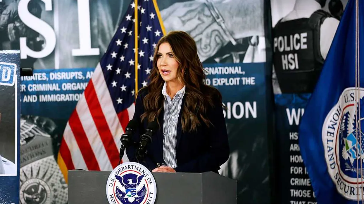 Sec. Noem fires back after Gov. Pritzker begs to pause ICE and CBP operations for Halloween