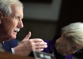 Senators challenge Hegseth’s bottleneck on communications with Congress