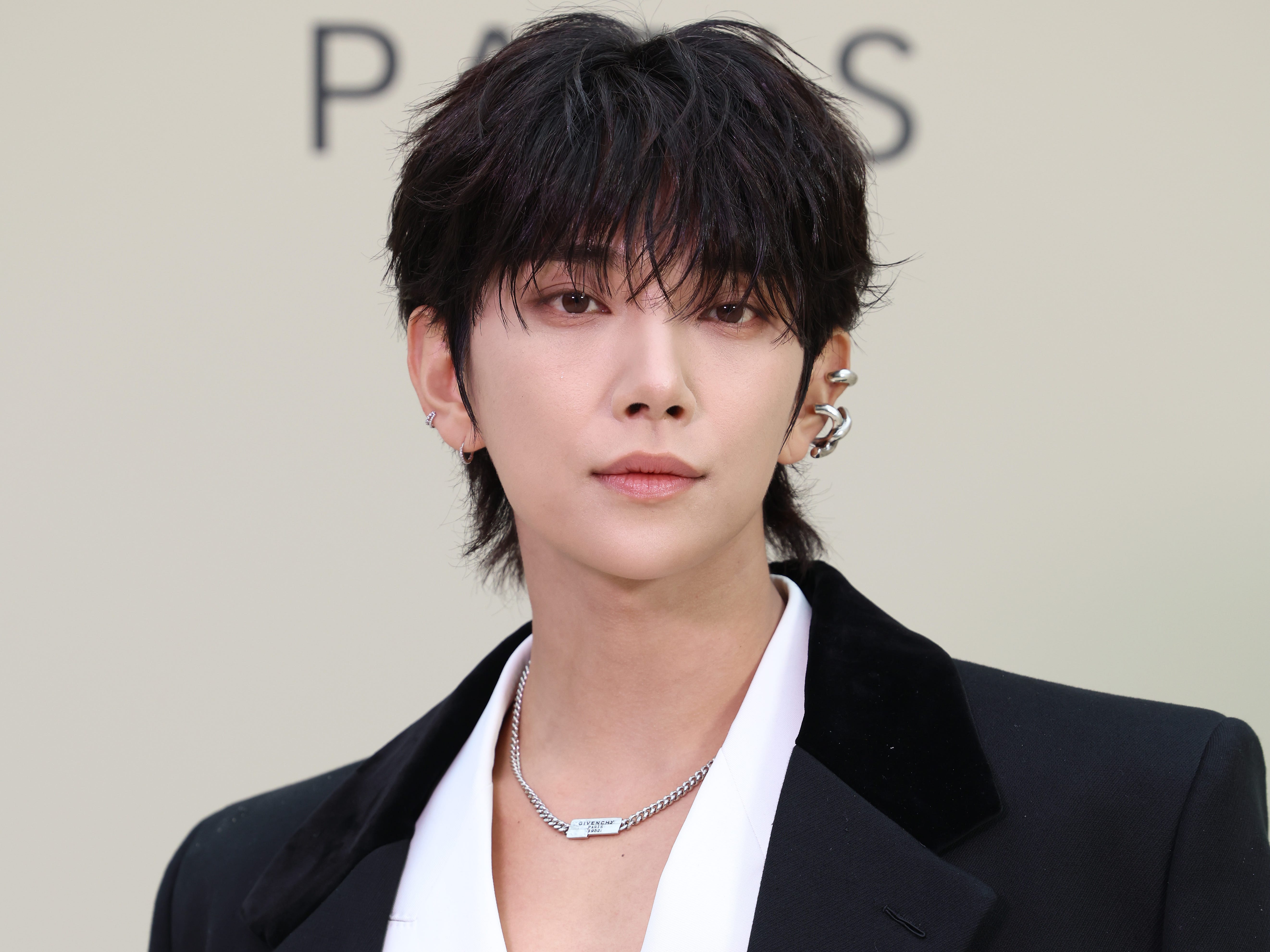 Joshua attends the Givenchy Womenswear Spring/Summer 2026 show as part of Paris Fashion Week on October 03, 2025 in Paris, France