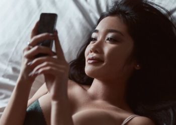 Sex Warfare: China, Russia Are Sending Beautiful Women to Seduce Tech Lords and Steal Their Secrets