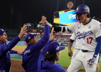 Shaikin: Blue Jays waited too long to walk Shohei Ohtani. Will it cost them a title?