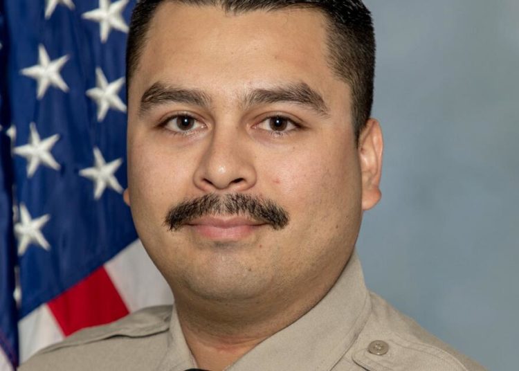 Slain deputy leaves behind young daughter, pregnant wife. ‘He was a wonderful father’