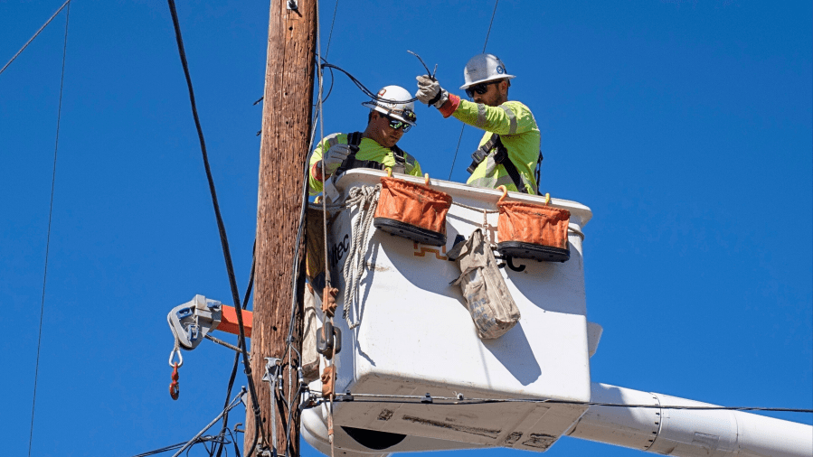 Southern California Edison cuts power to thousands amid wildfire risk